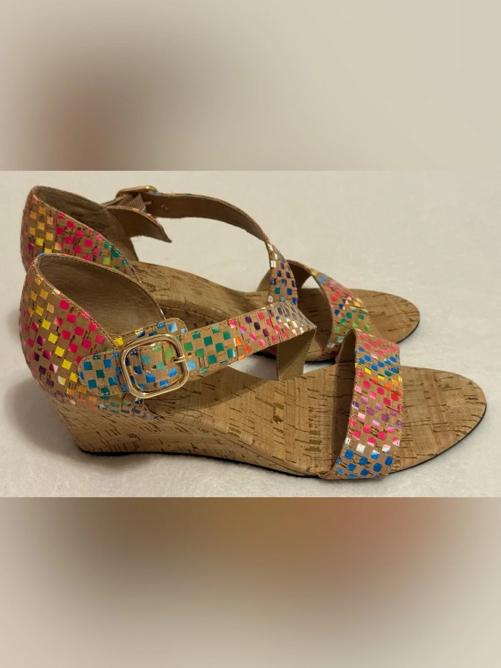 Vaneli Women’s Marise Rainbow Strappy Wedge Cork Sandals Size 9.5